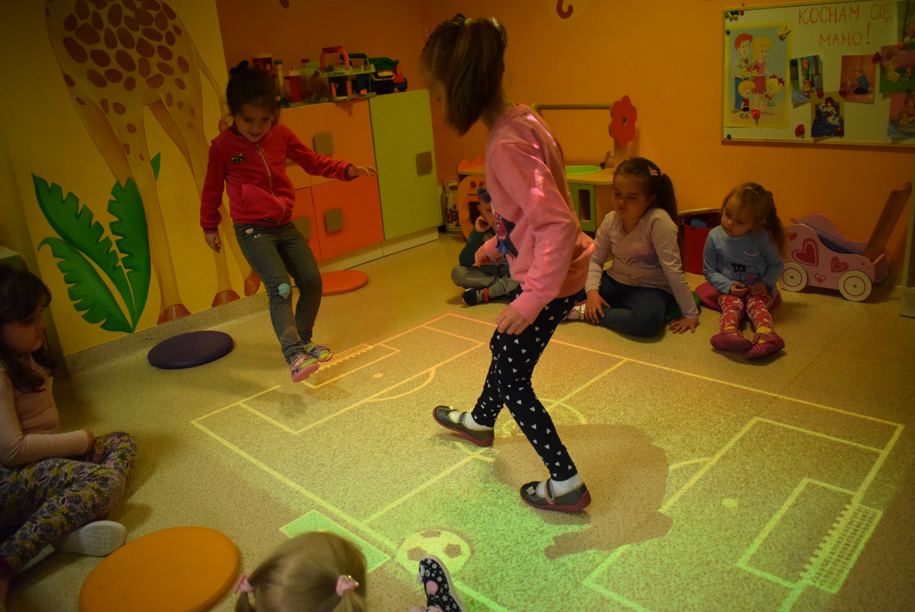 Magiczny Dywan - podłoga interaktywna dla dzieci w przedszkolu 28.05.2020