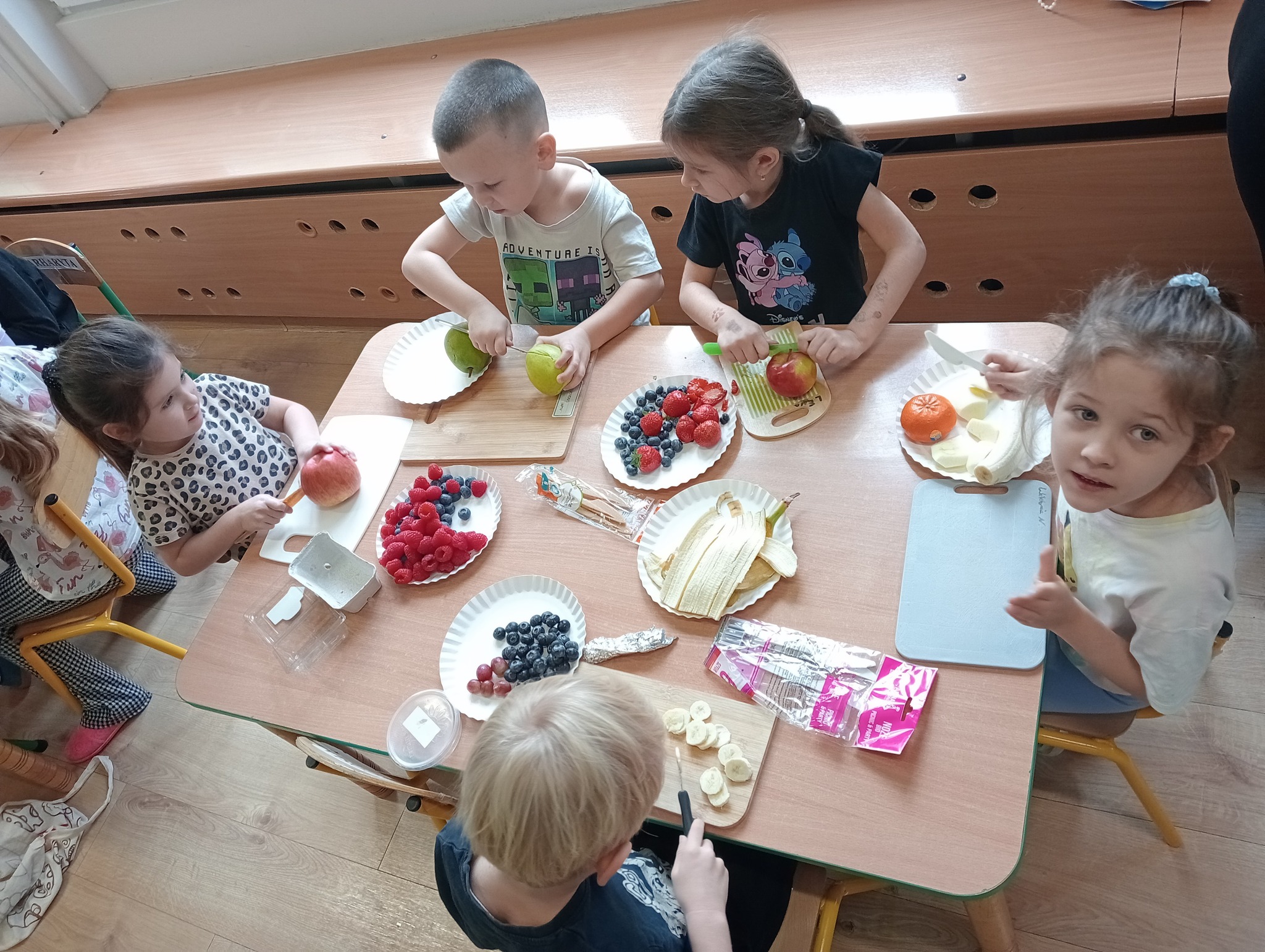Owocowy dzień Niedźwiadki